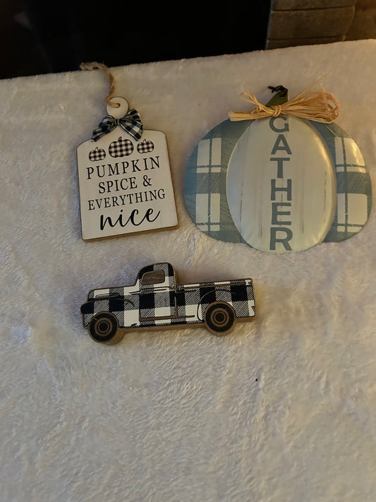 Lot of 3 Fall Decor