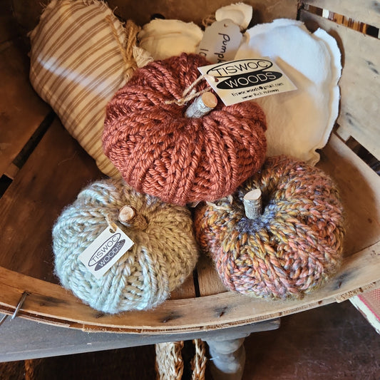 Small Knit Pumpkin