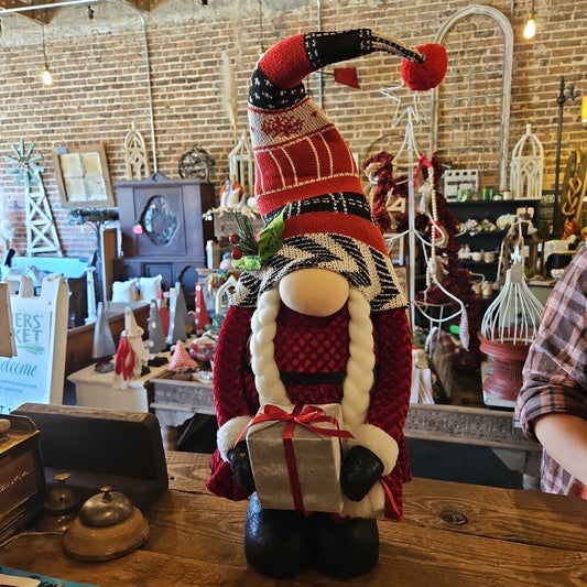 Adjustable gnome from 28 to 36 inches