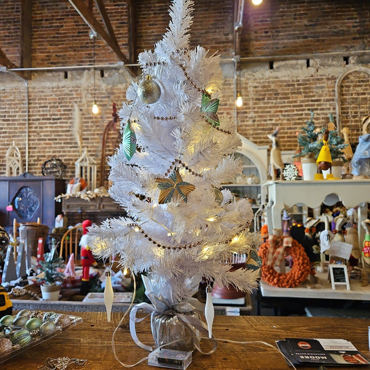 Lighted Christmas tree