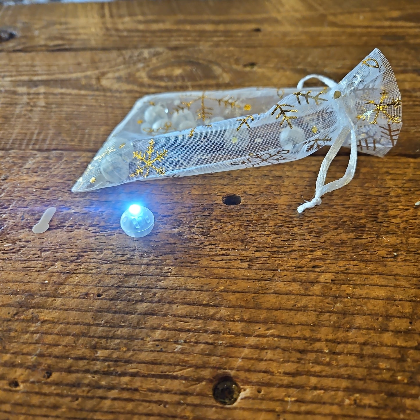 Brite white light up ball