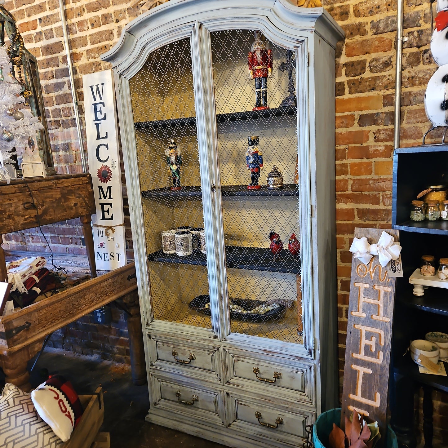 Shelving hutch