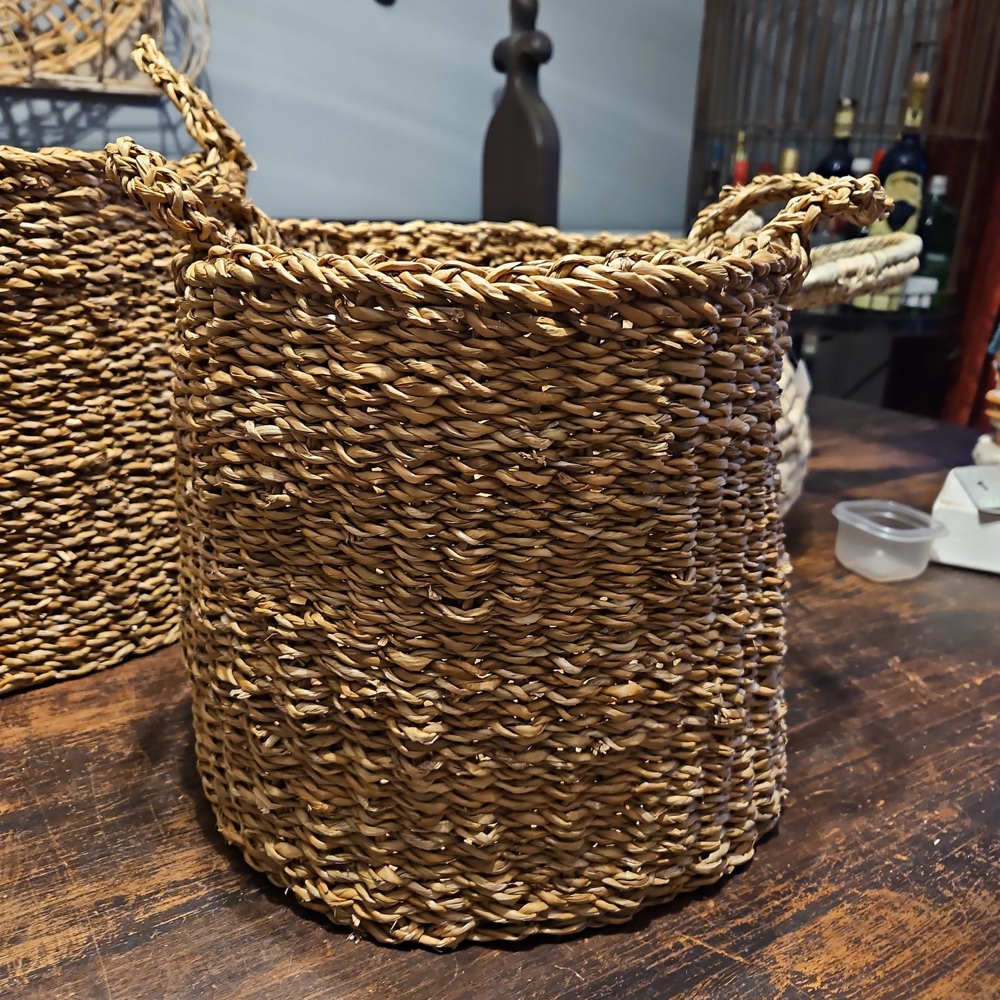 Medium wicker basket