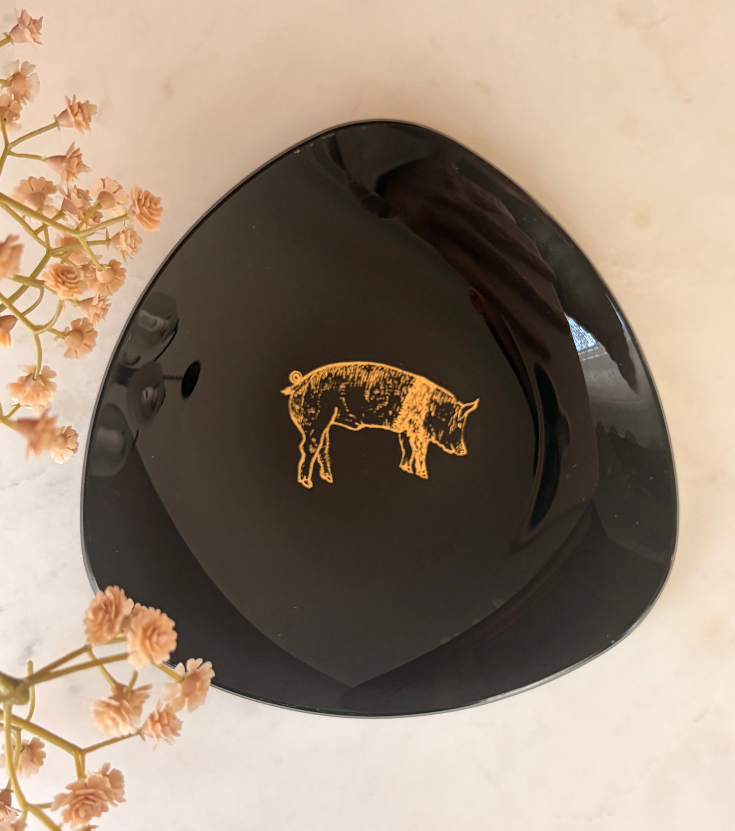 Contris Pig