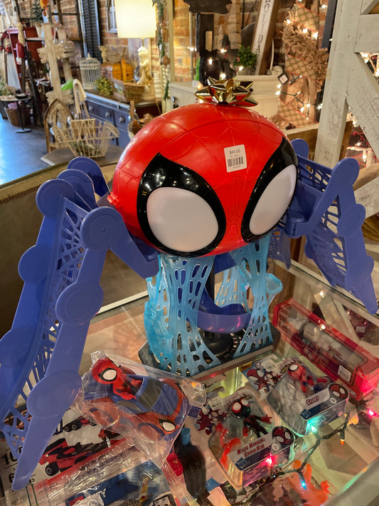 Toy = Spidey & Friends Web-Quarters Playset