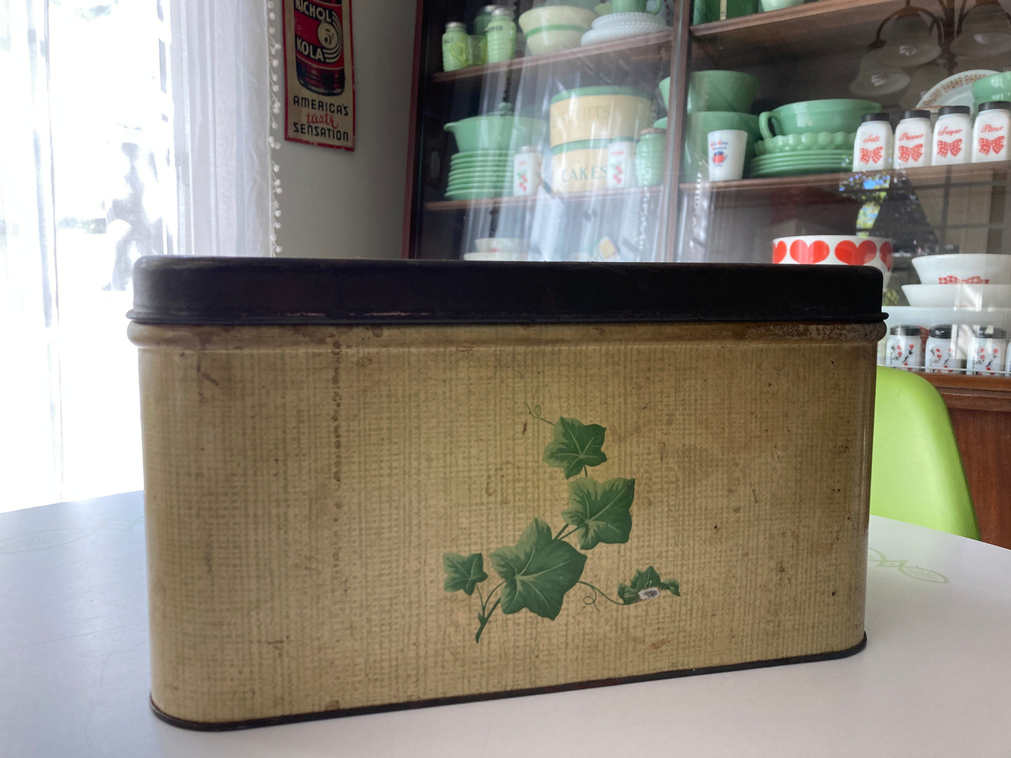 Ivy Bread Box