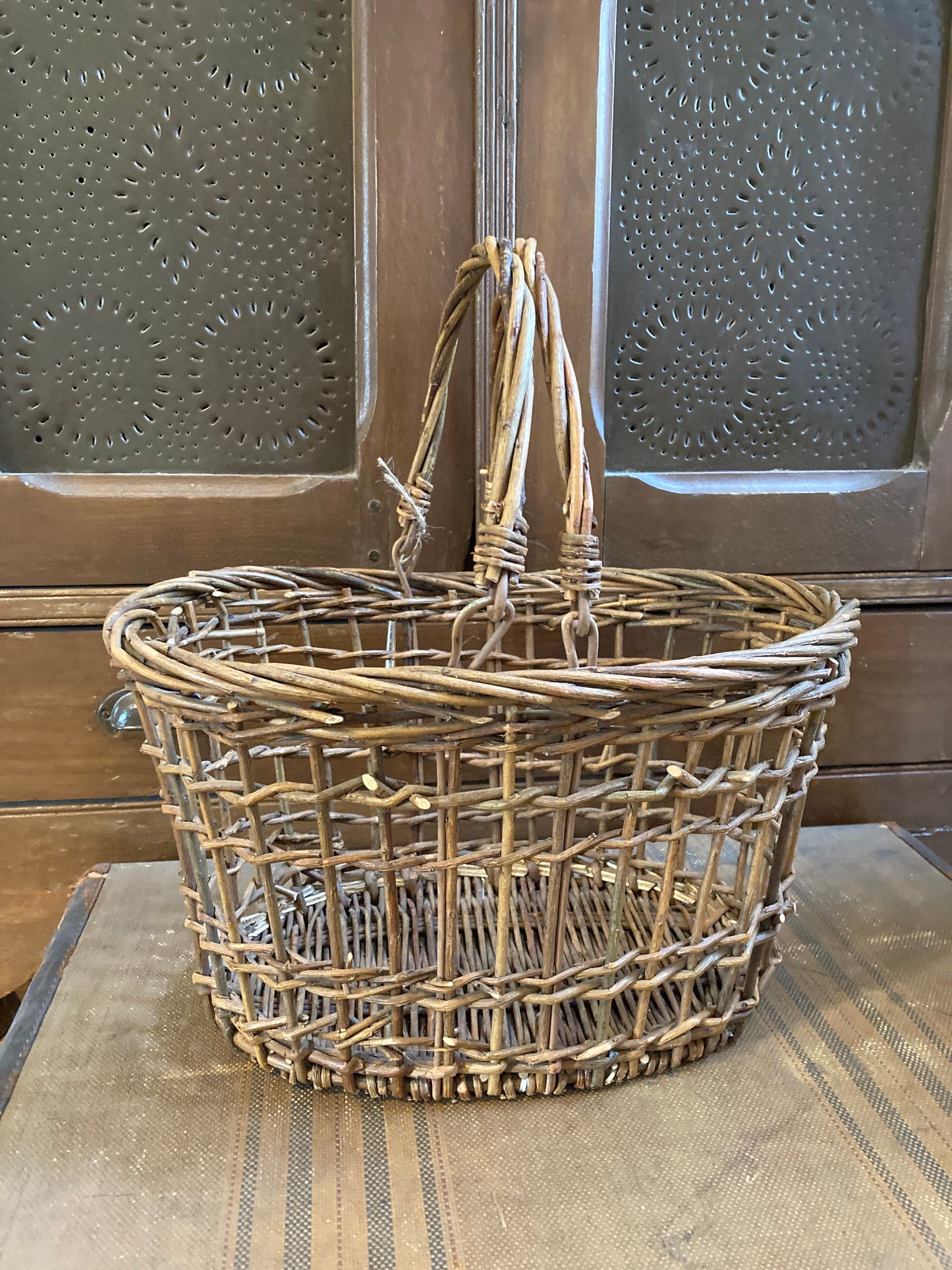 Dbl. Handle Basket