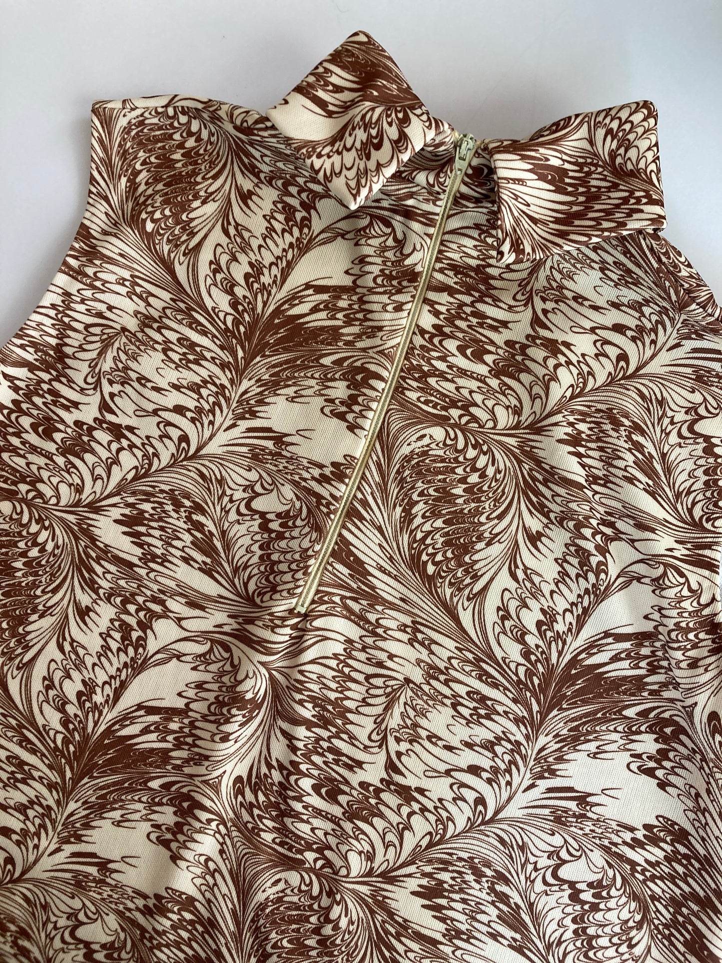 1970s Sleeveless