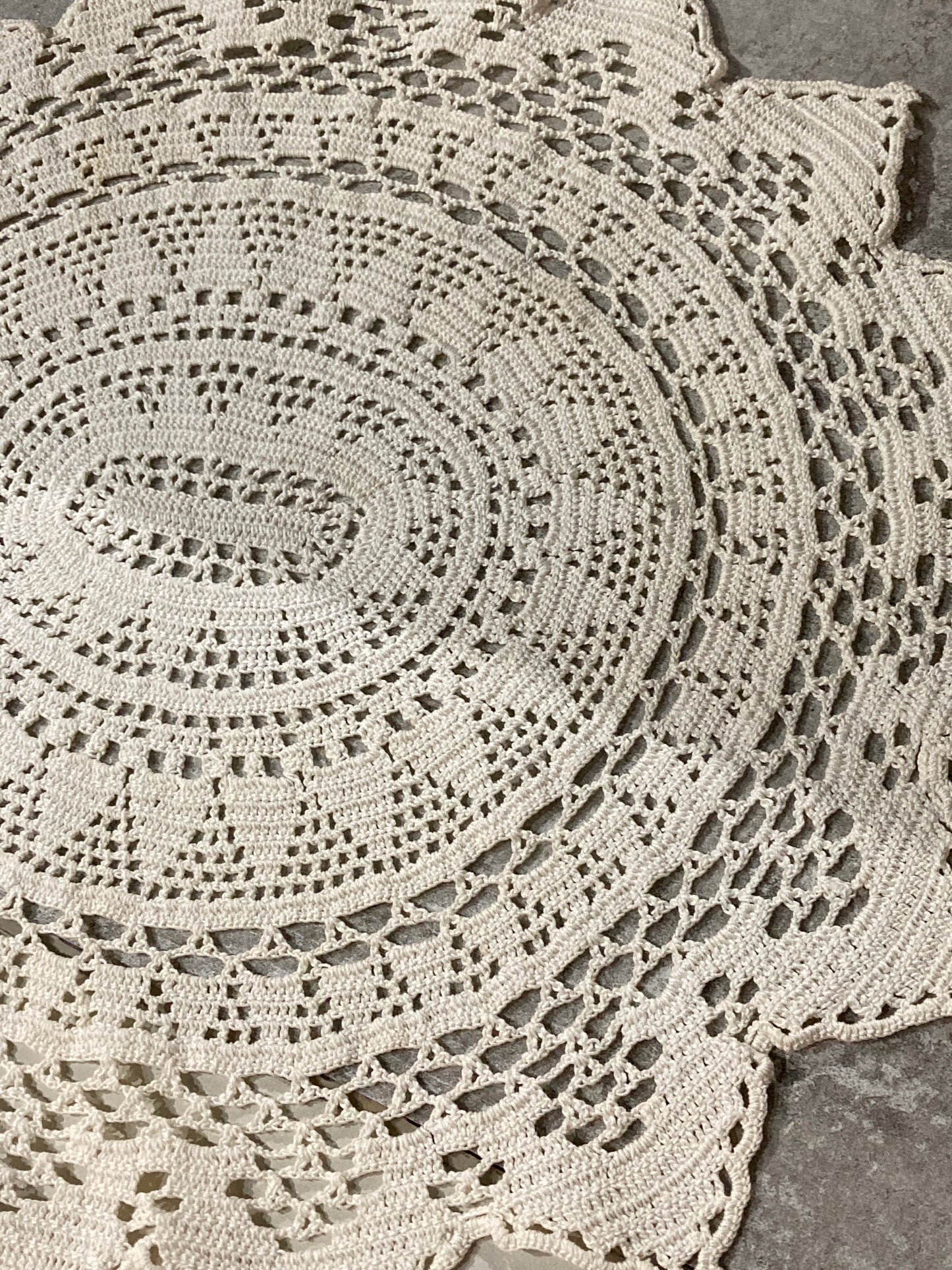 12” Doily