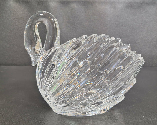 Gloria Vanderbuilt 24% Led Crystal Swan