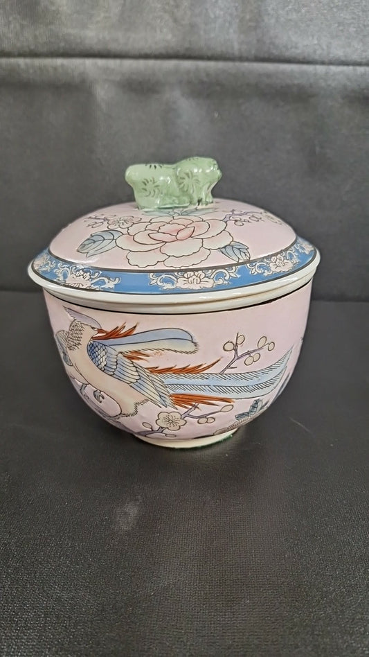 Japanese Porcelain Macau Decorated Lidded Bowl