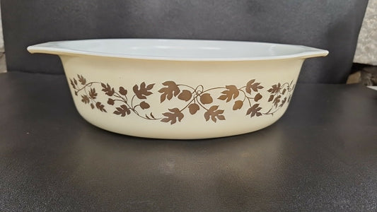 Pyrex Gold Acorn 045 Casserole
