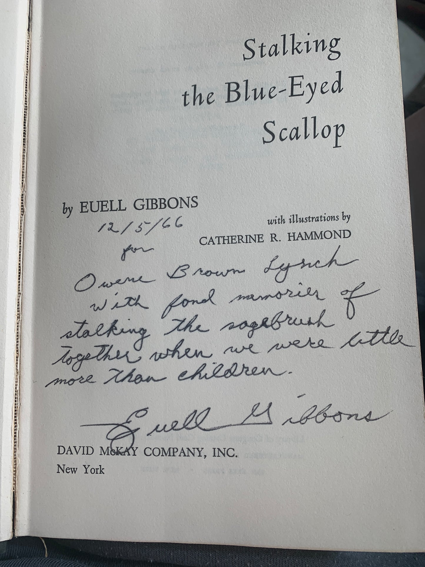 Stalking the Blue-Eyed Scallop by Euell Gibbons