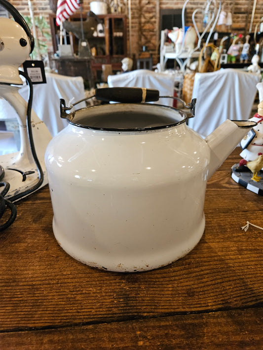 Porcelain kettle