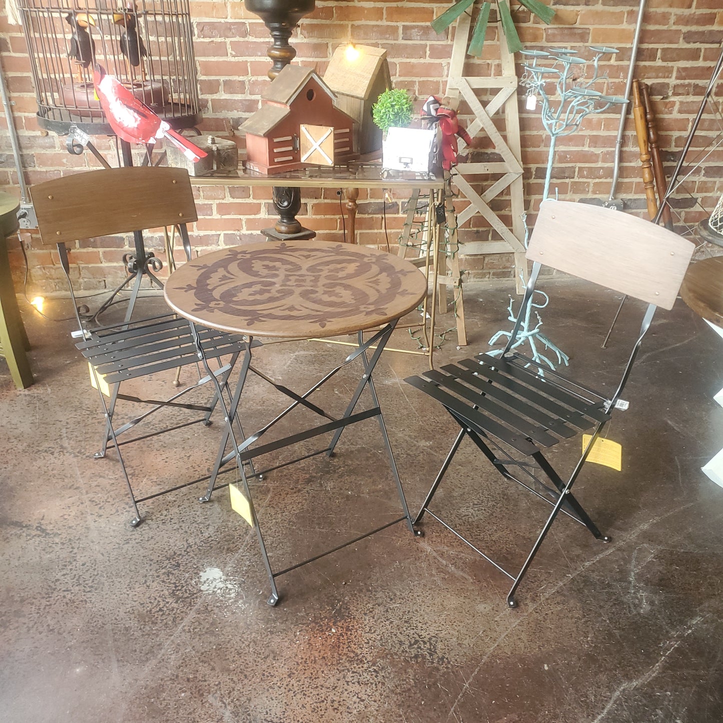 Bombay bistro set
