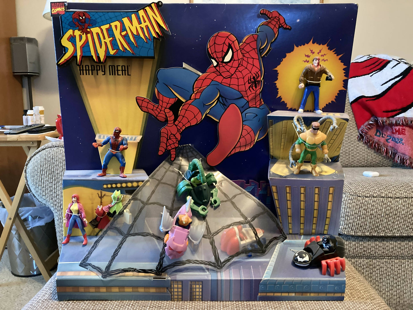 Advertising = SPIDER-MAN HAPPY MEAL DISPLAY 1995!!