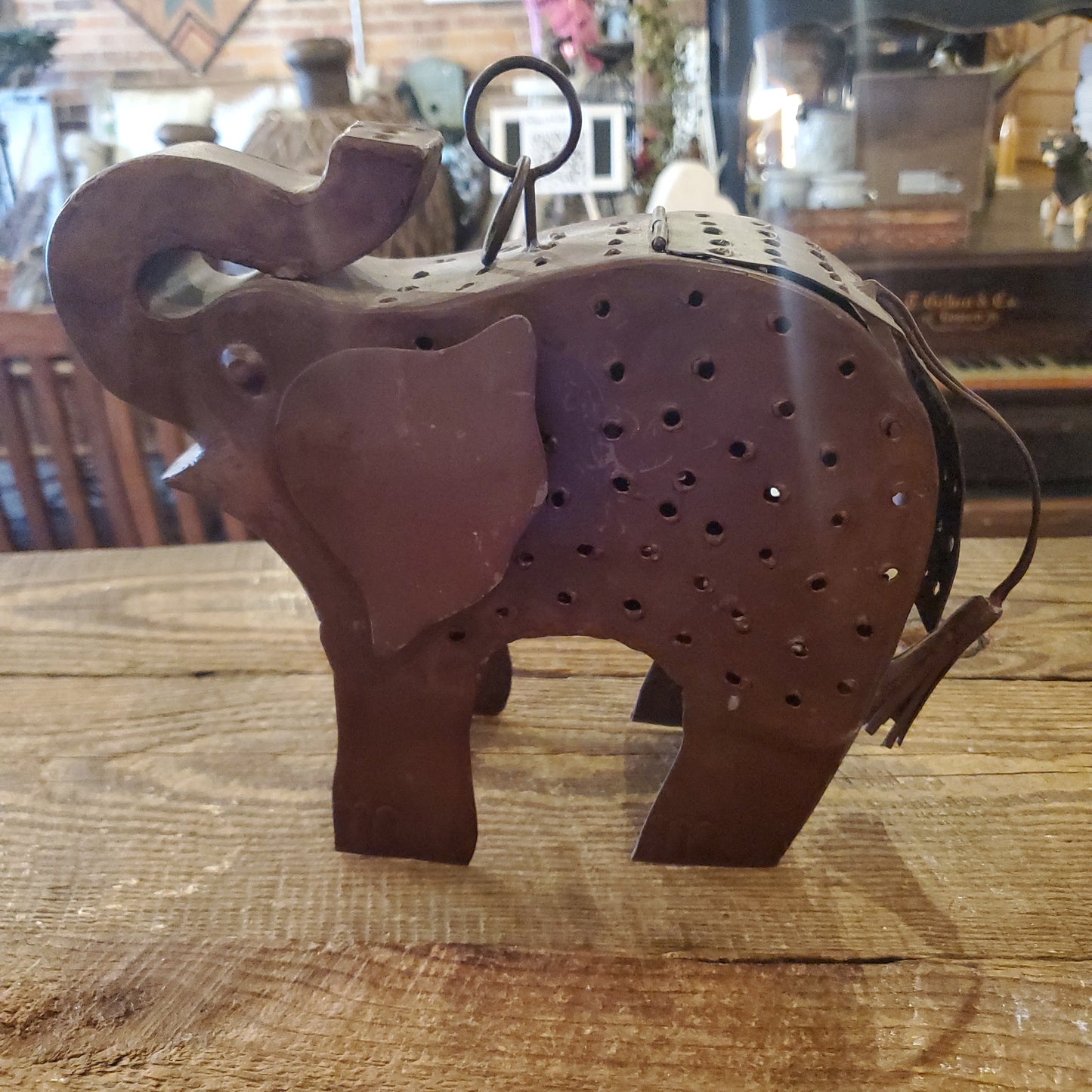 Elephant candle holder