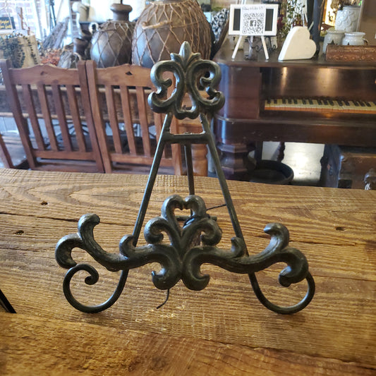 Wrought iron easel