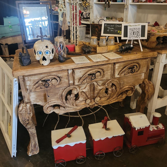 Buffet/Entry Table