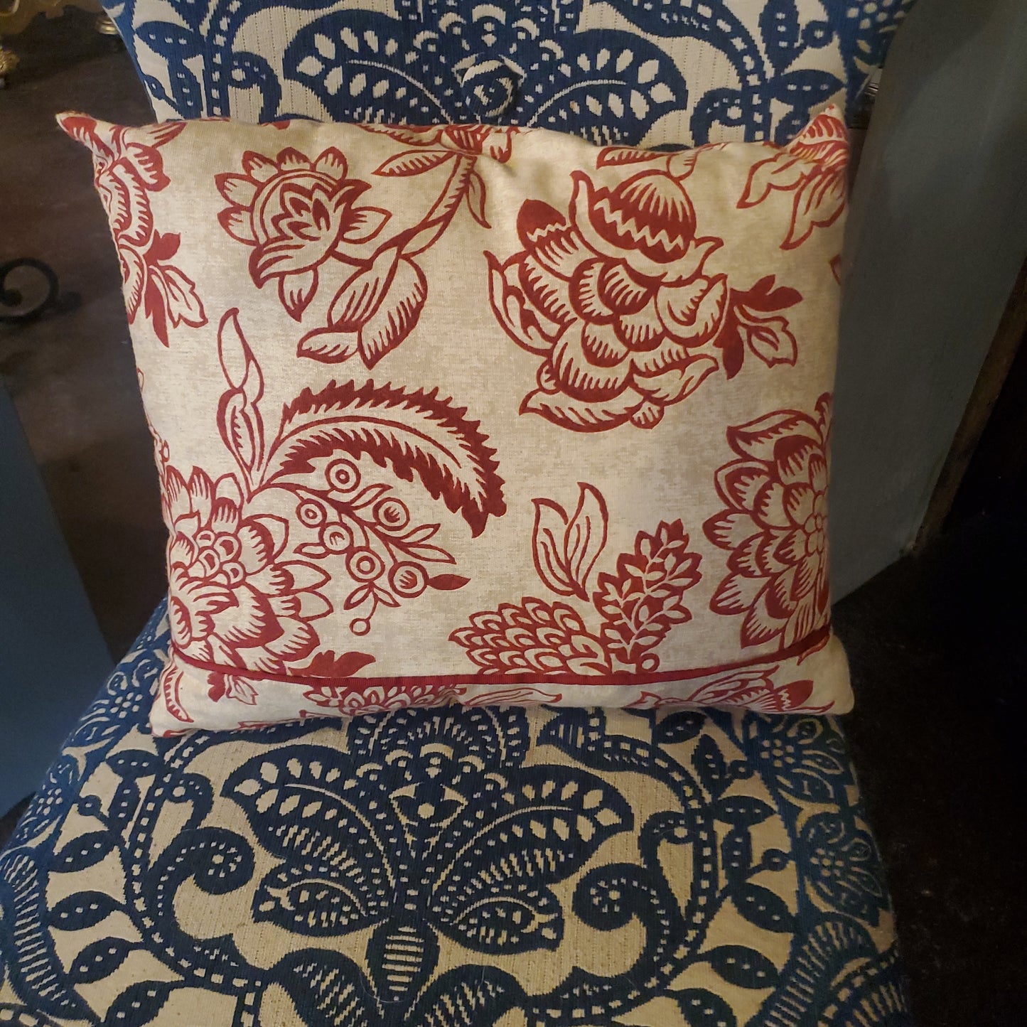 Red flower pillow