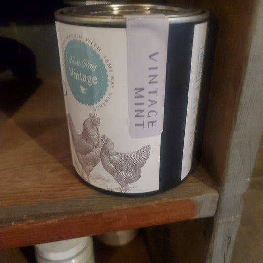 Vintage mint cottage color