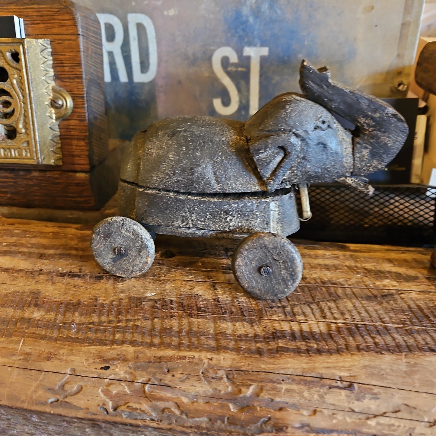 Elephant trinket box