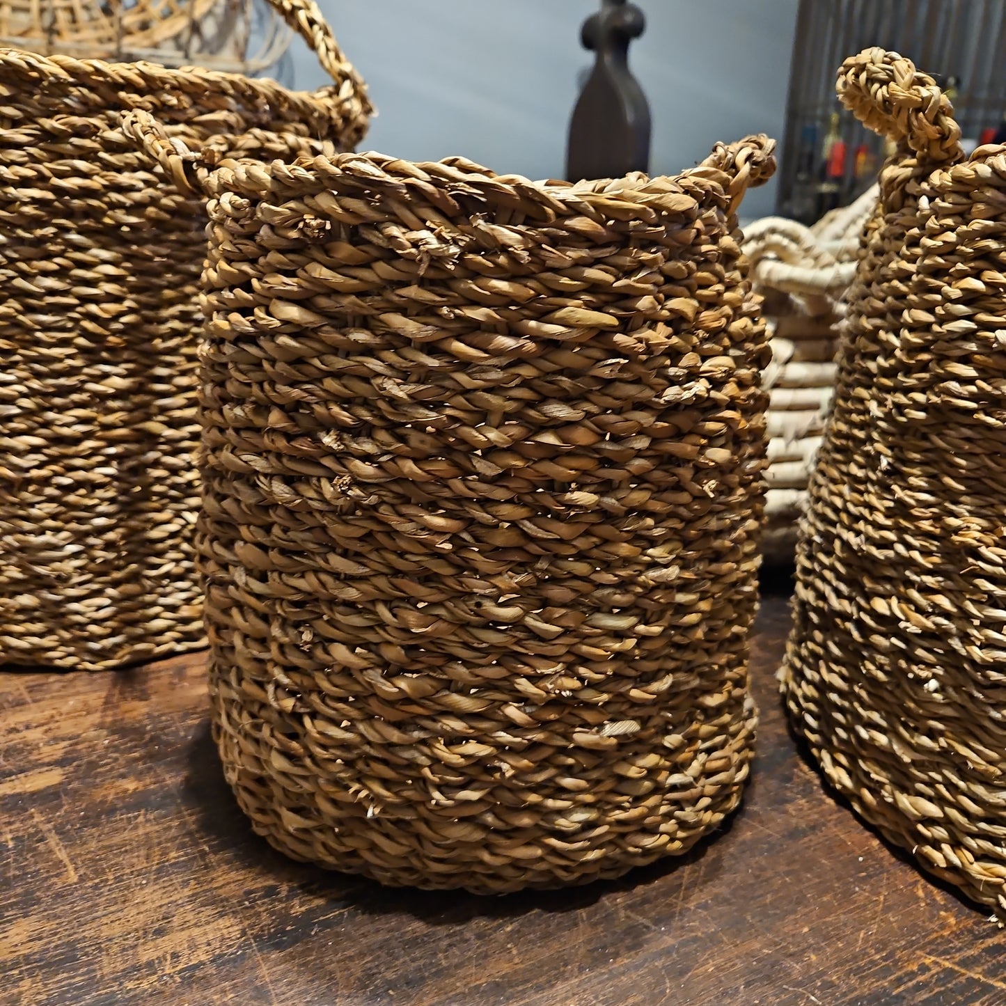 Small wicker basket