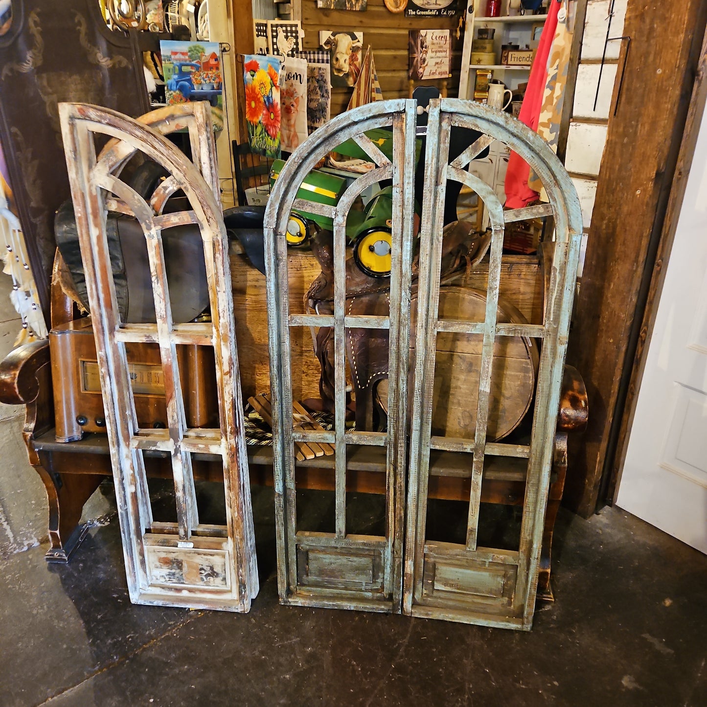 Double arch windows