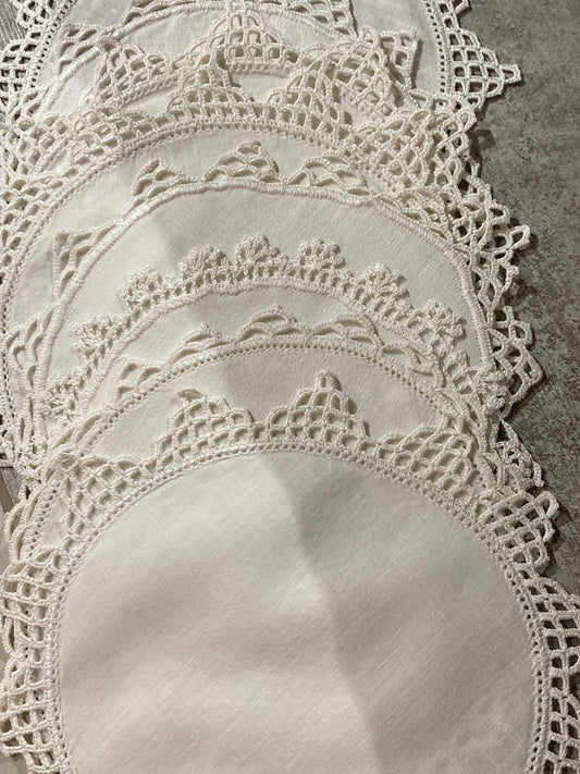 Round Doily