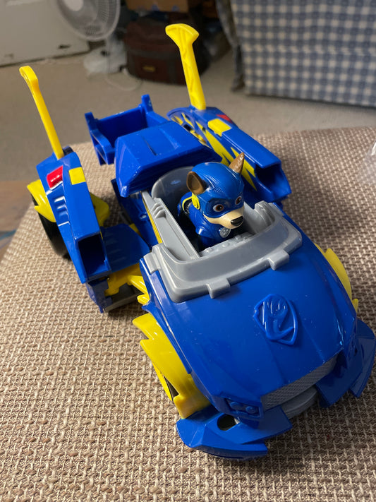 Toy=Paw Patrol Chase’s Powered Up Police Cruiser