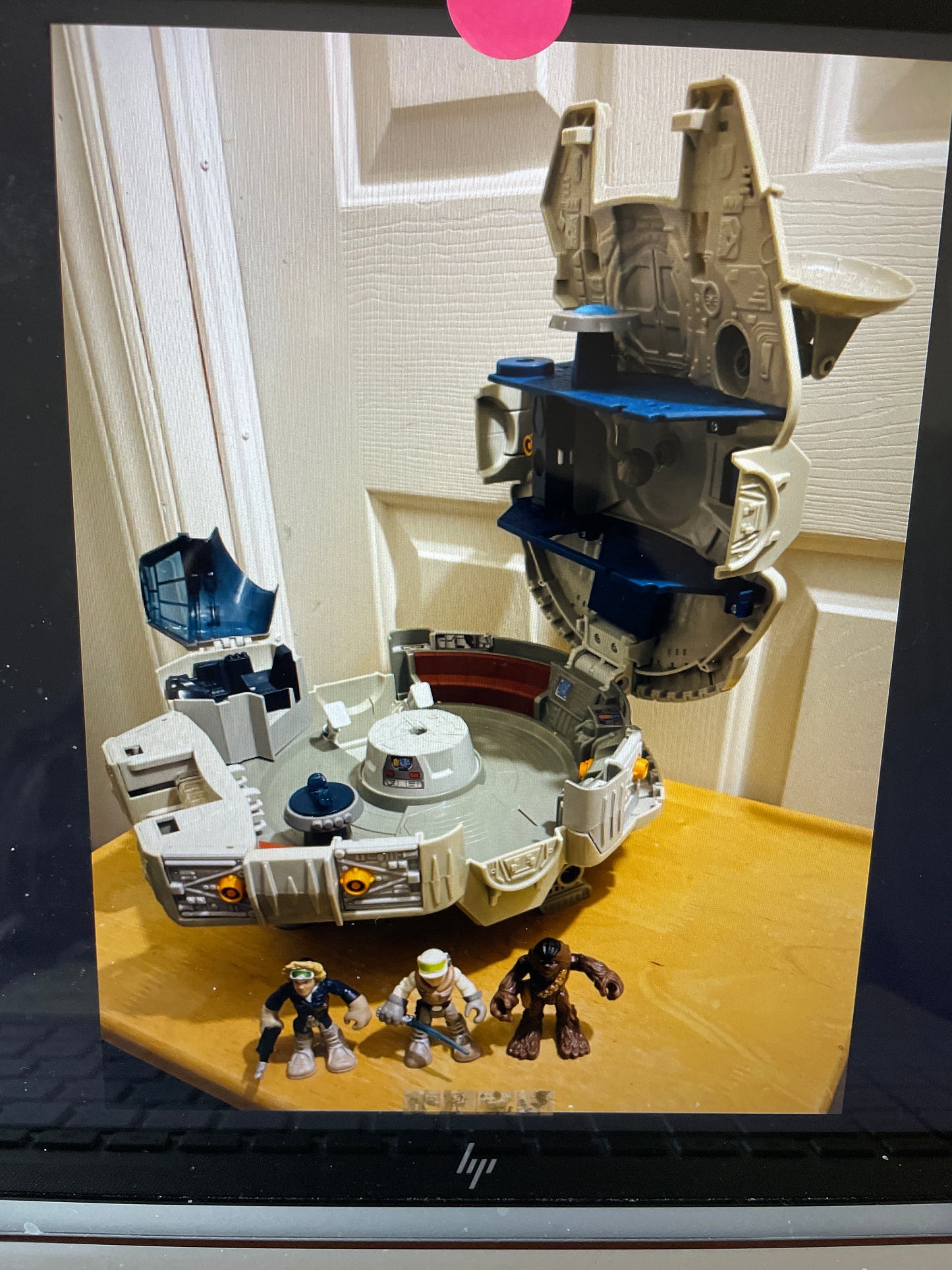 Toy=Star Wars Galactic Heroes Millennium Falcon w/3 figures