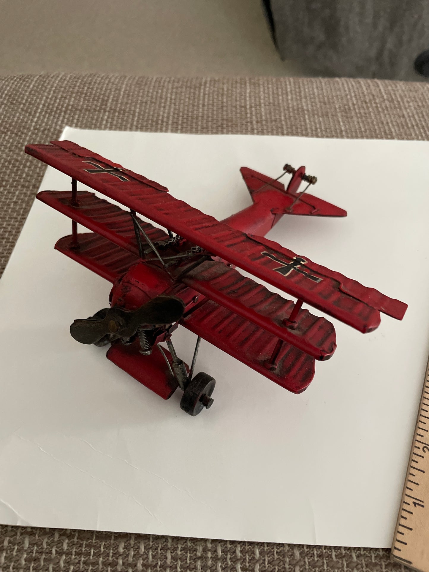Model: Red Baron metal tri-plane WWII