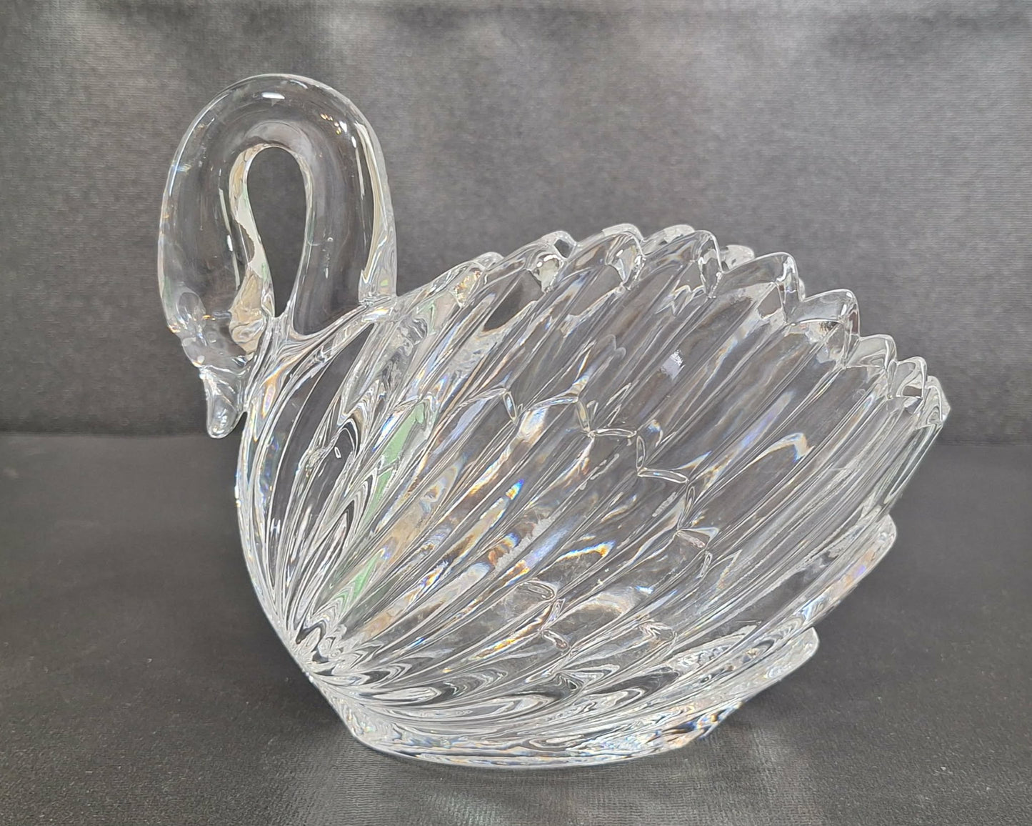 Gloria Vanderbuilt 24% Led Crystal Swan