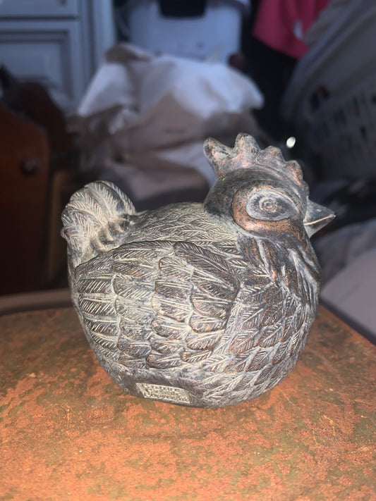 Resin Nesting Hen