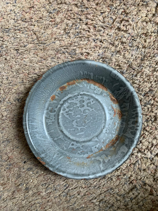 Gray graniteware saucers