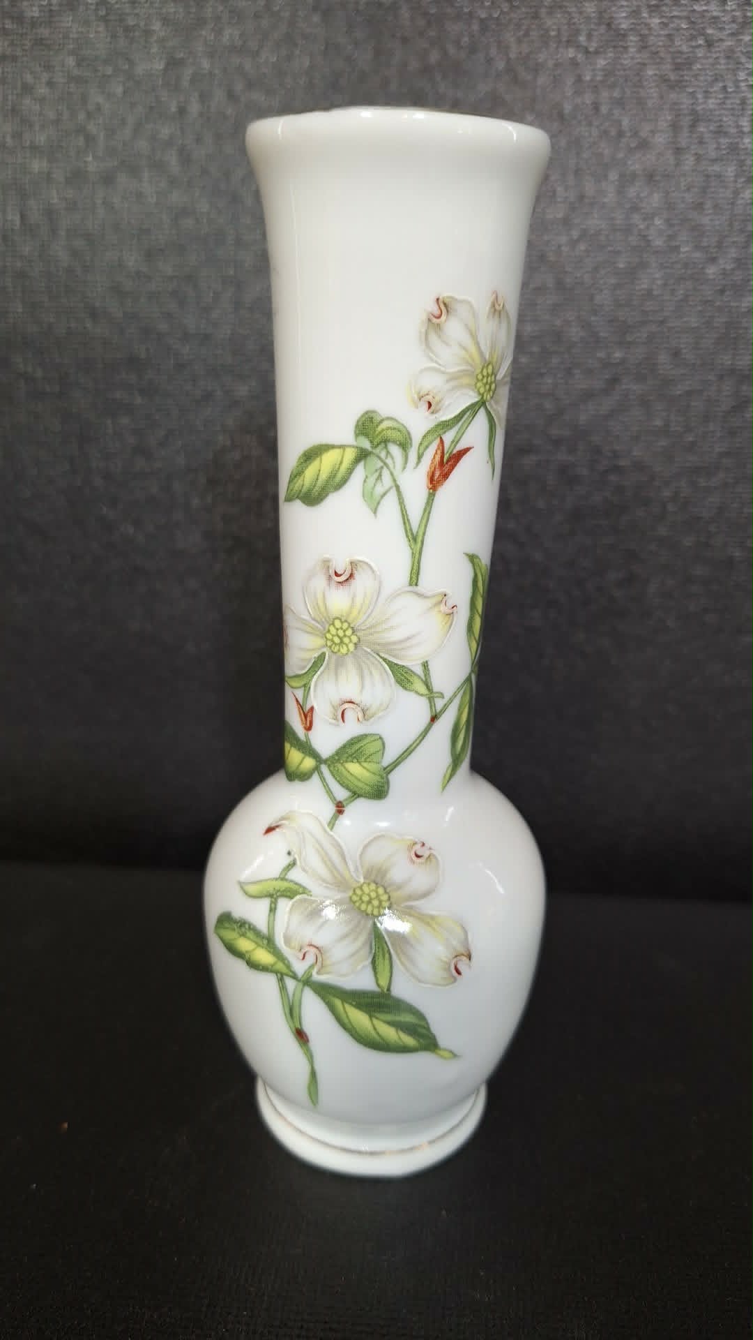 Lefton China Bud Vase w/Gardenias