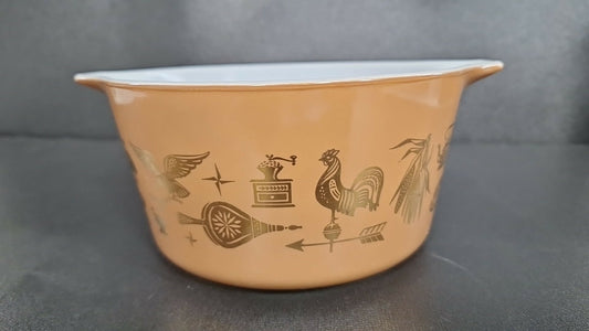 Pyrex Early American 473 No Lid