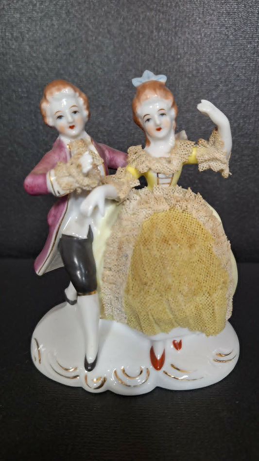 Vintage Fleetwood Porcelain Figurine