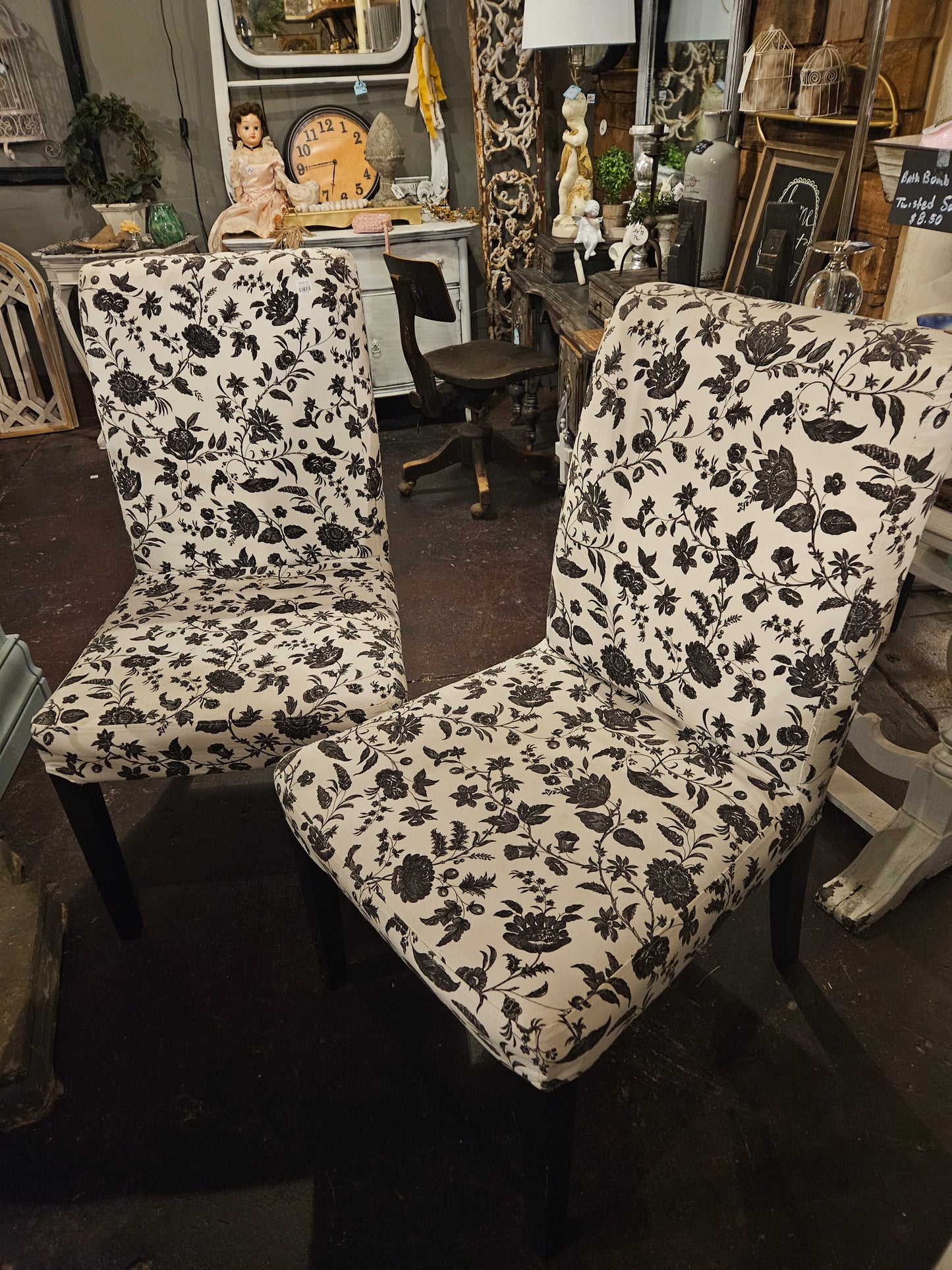 A set of 4 chairs