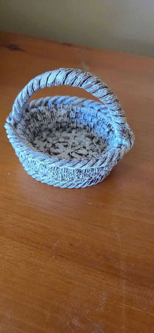 Small basket