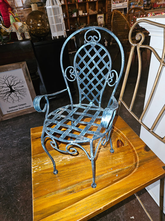 Chair for potted plant
