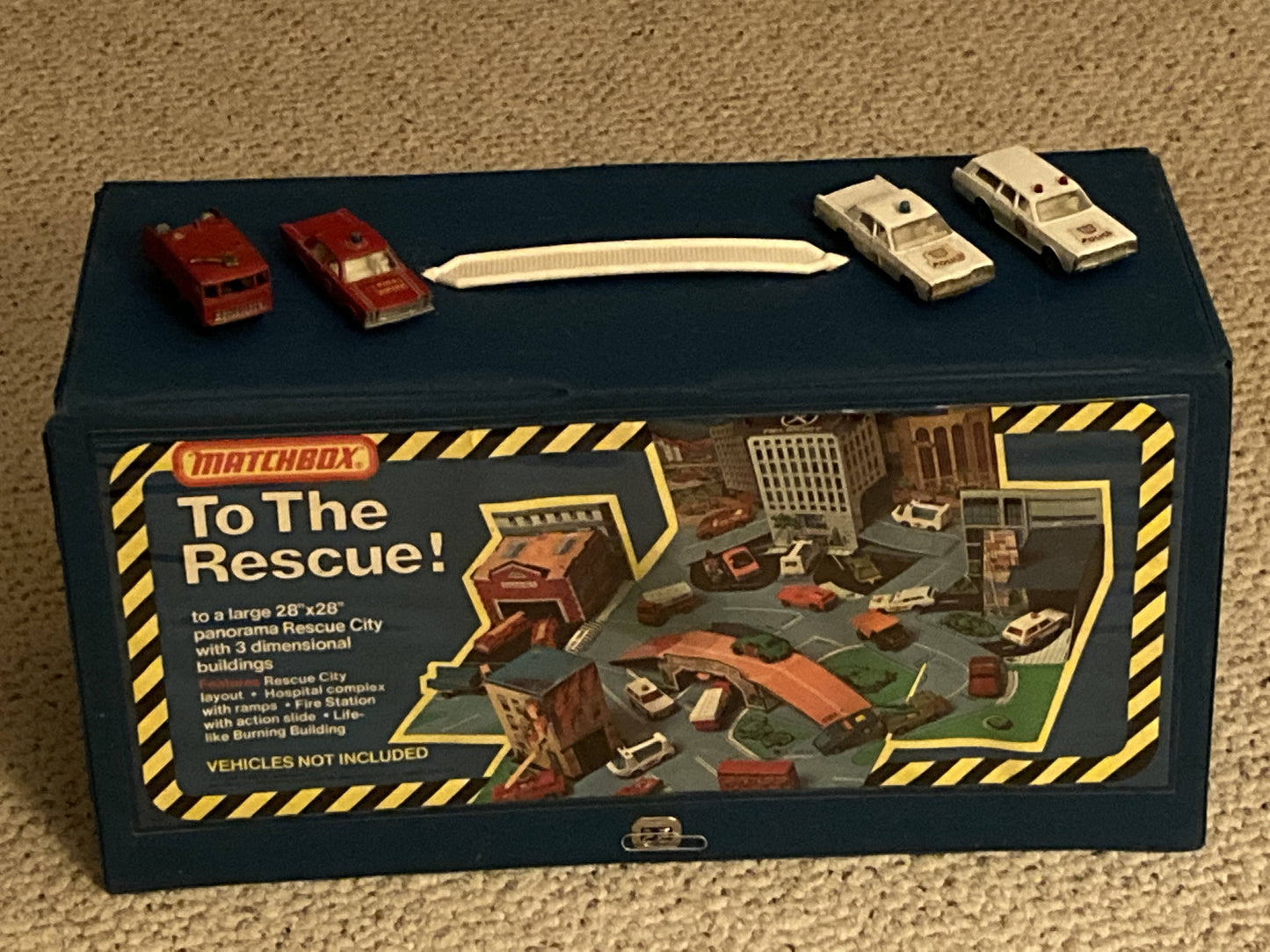Toy = MATCHBOX TO THE RESCUE PLAYSET W/4 VINTAGE VEHICLES!