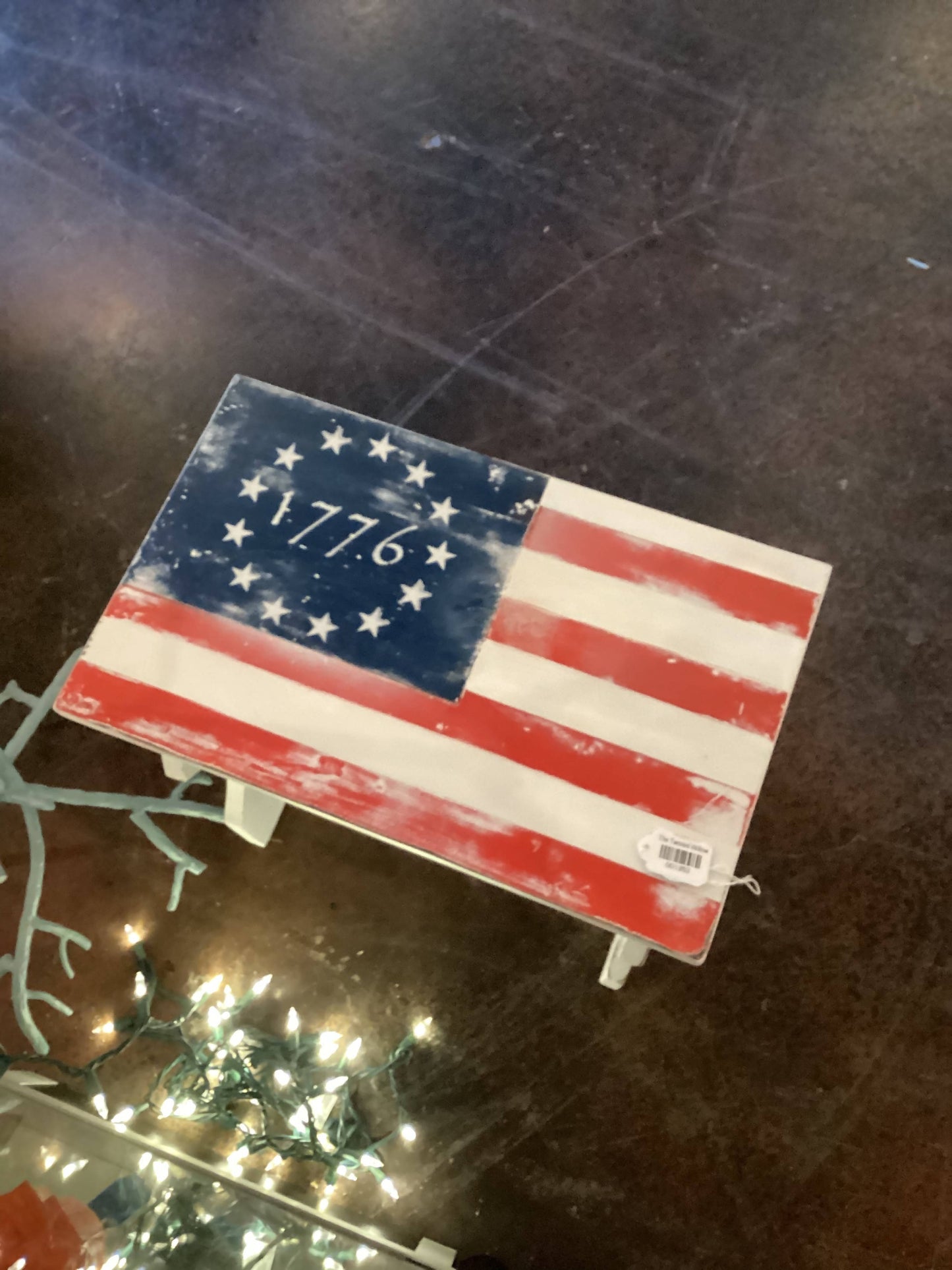 Flag small table/stand/stool