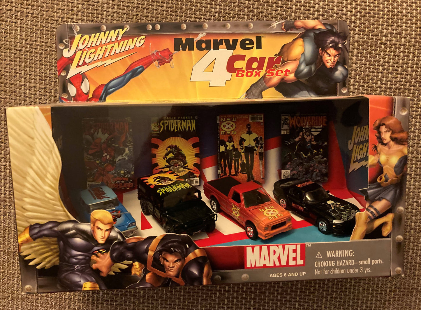Toy = Johnny Lightning Marvel 4 Car Box Set